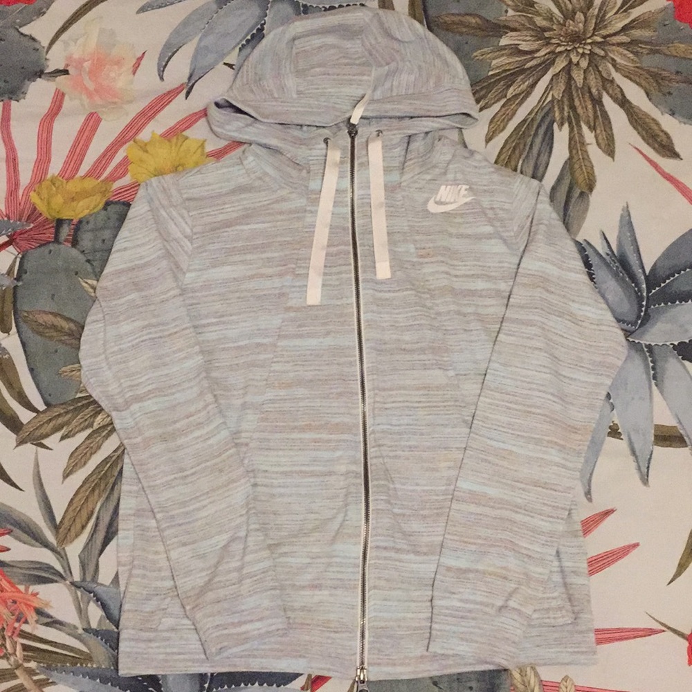 NIKE gym zip hoodie women’s LARGE - worn once